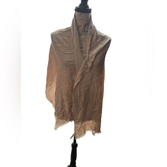 Calvin Klein beige Shaw - Picture 8 of 9